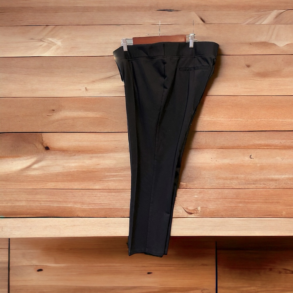 Dana Buchman Black straight leg stretch pants size 1X